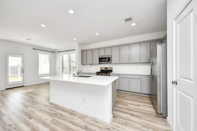 Building Photo - 5419 Sleepy Fox Ln