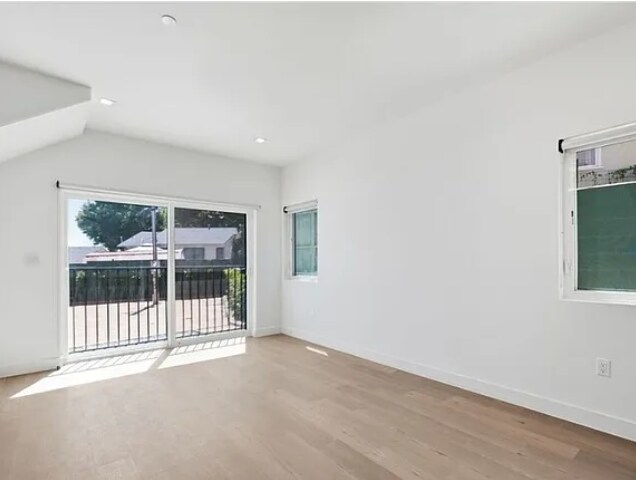 Building Photo - 3926 S Ridgeley Dr