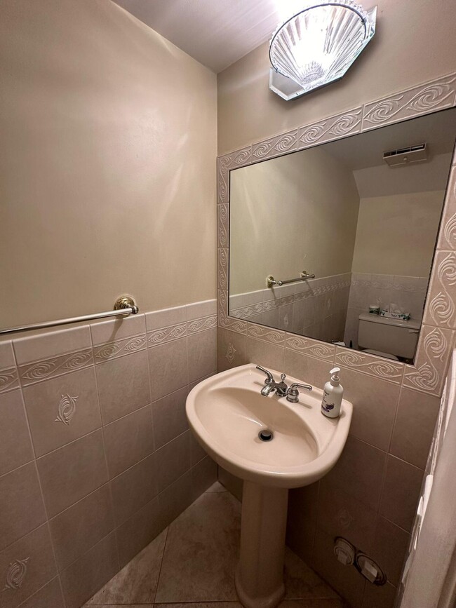 Building Photo - 7630 Lago Del Mar Dr