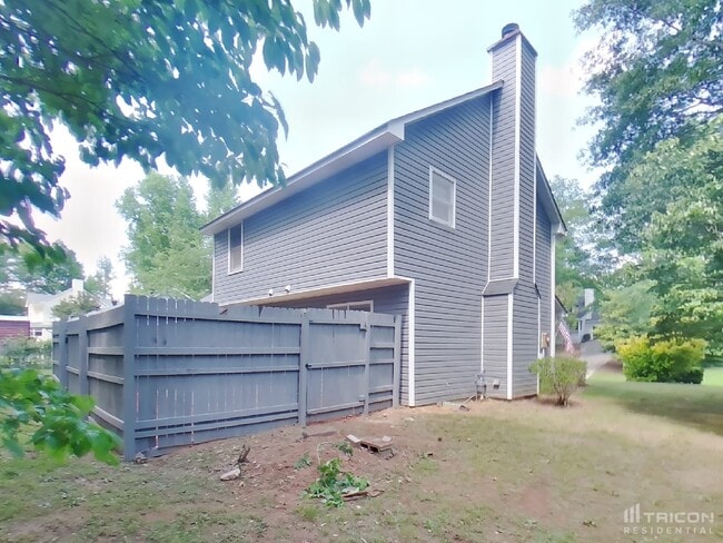 Building Photo - 39 Pine Grove Cir