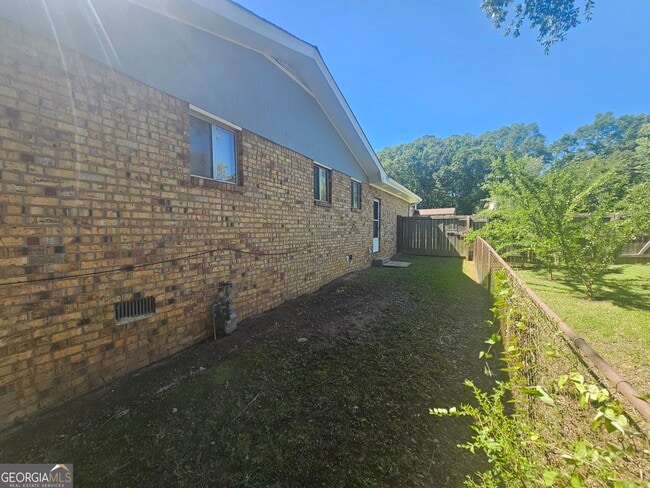 Building Photo - 2293 Lanier Pl