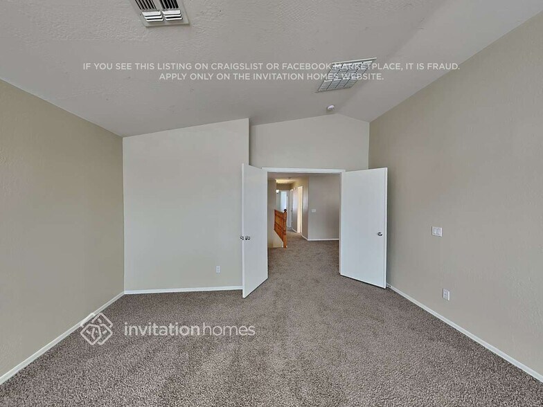 Building Photo - 25549 W Whyman St