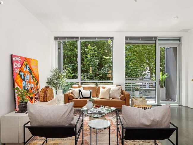 Building Photo - 1510 SE 34th Ave