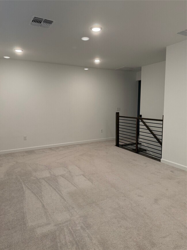 Building Photo - 25302 Rothesay Ln
