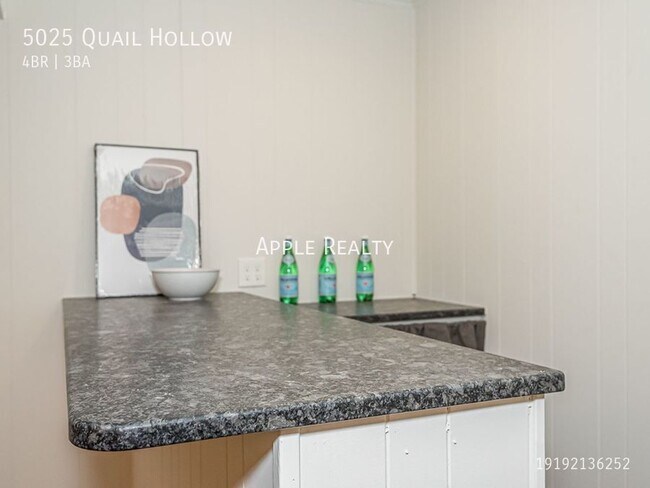 Building Photo - 5025 Quail Hollow Dr