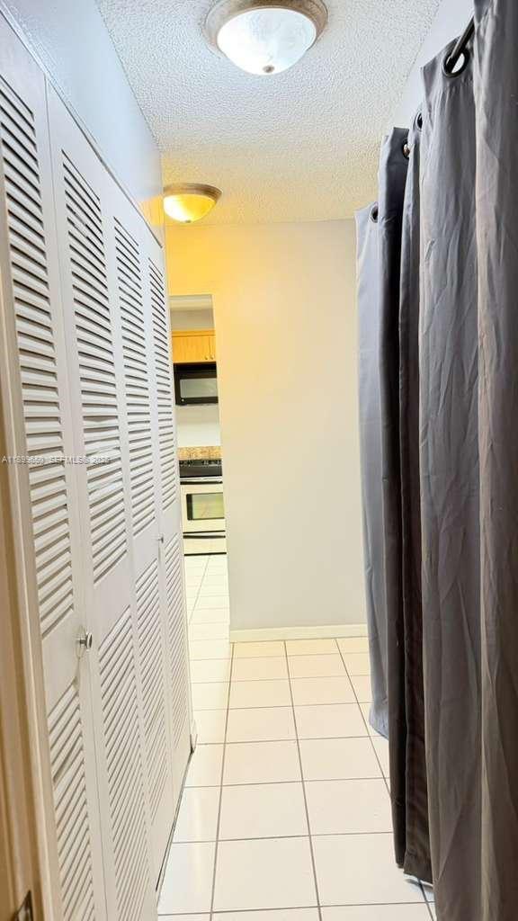 Building Photo - 7175 Orange Dr