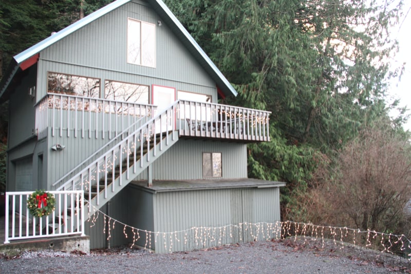 Building Photo - 585 Raccoon Point Rd