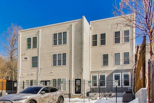 Building Photo - 1220 19th St NE