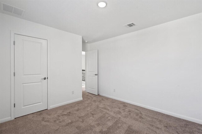 Building Photo - 3000 Wynn Rd