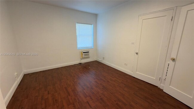 Building Photo - 808 84th St