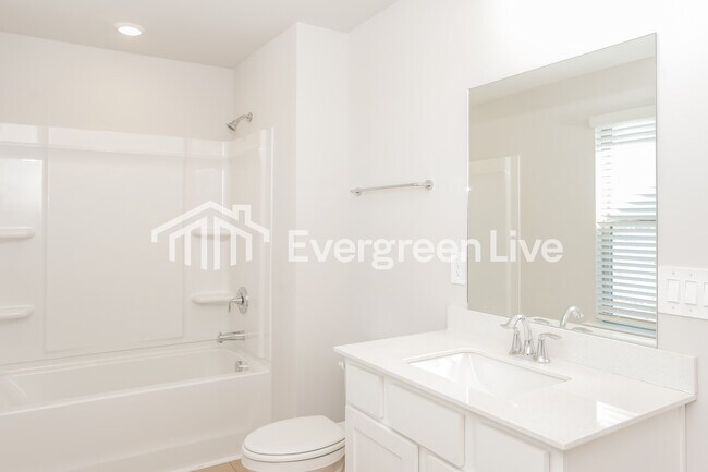 Building Photo - 17753 Denham Cir