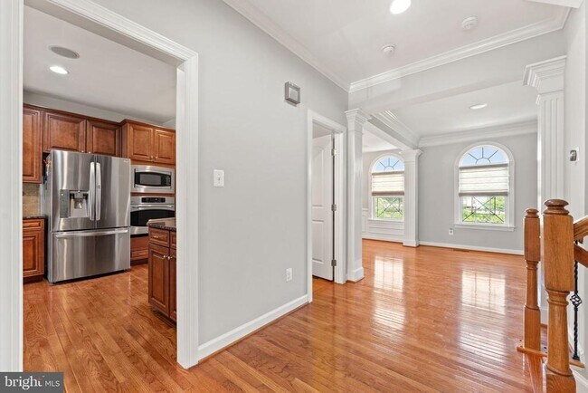 Building Photo - 42524 Rowderbury Square