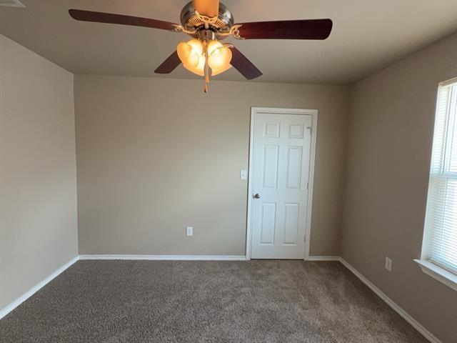 Building Photo - 704 E College St