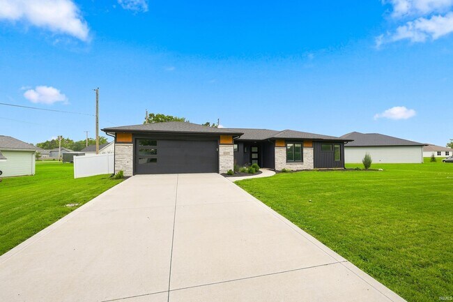 Building Photo - 10827 Kathy Dr