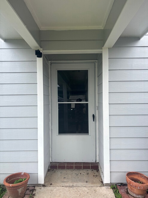 Building Photo - 5213 Berryville Ct