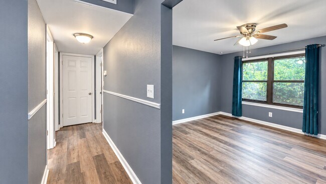 Building Photo - 564 Evergreen Terrace