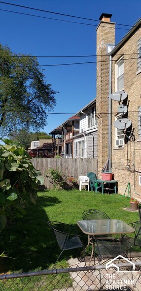 Building Photo - 4512 N Laporte Ave