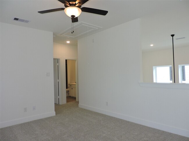 Building Photo - 12846 Meadow Wind Wy