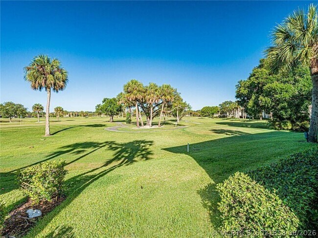 Building Photo - 32 Plantation Dr