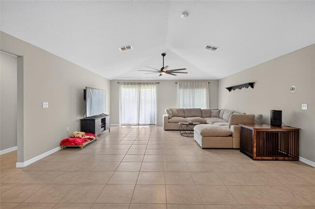Building Photo - 5420 Leslie Canyon Dr
