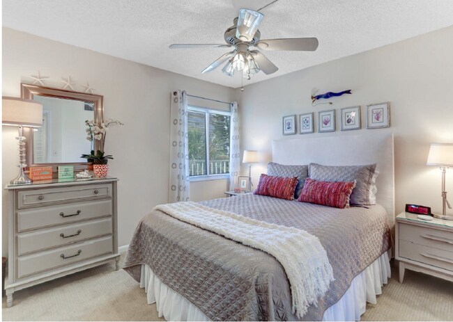 Building Photo - Beachwood on the bay condo