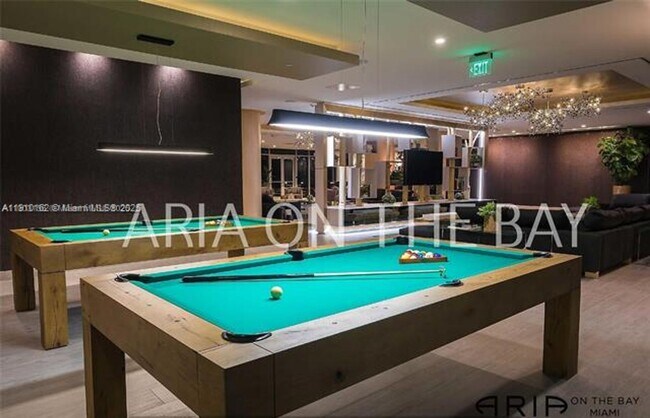 Building Photo - 488 NE 18th St