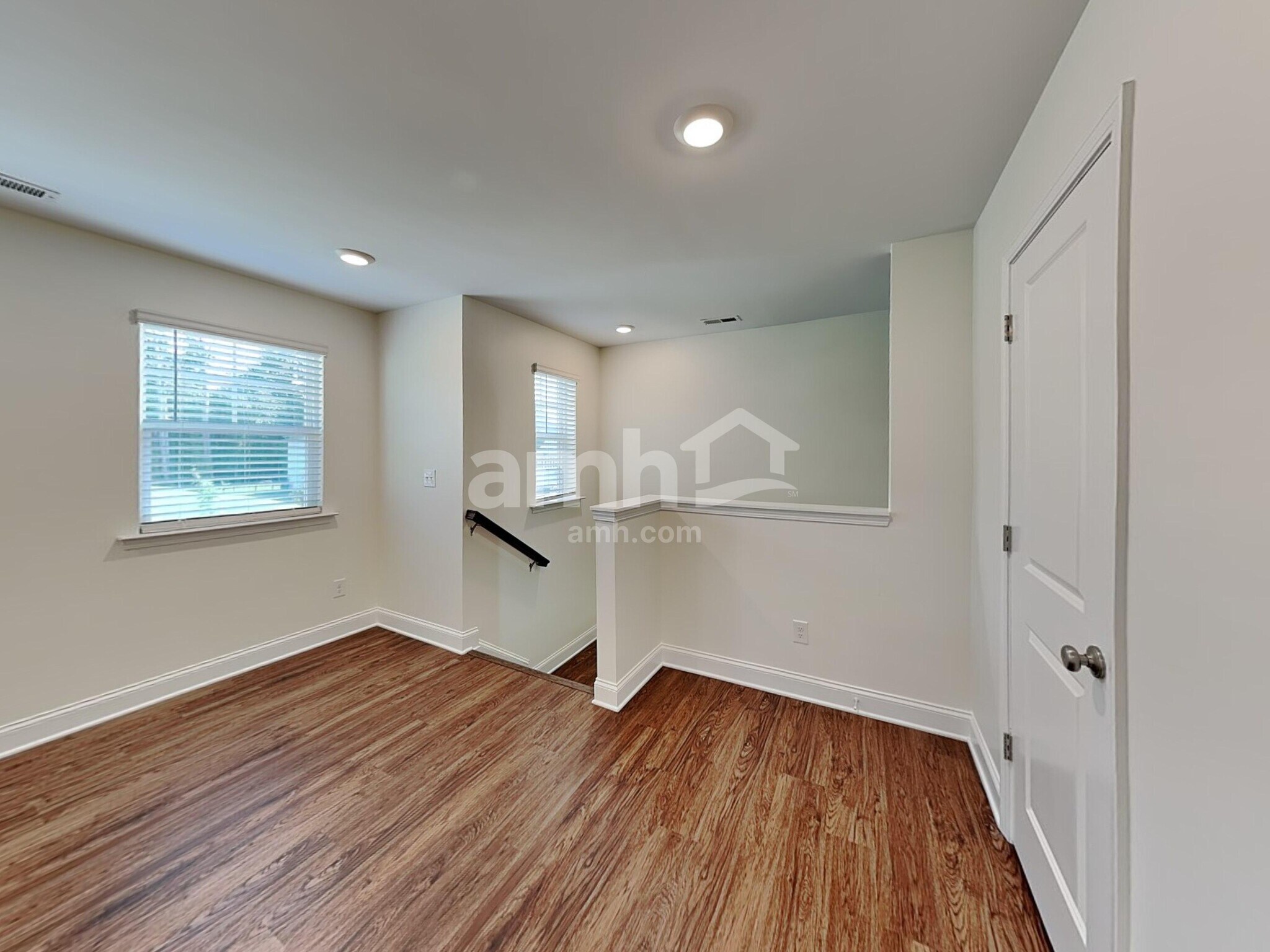 Building Photo - 6114 Rosemore Ln