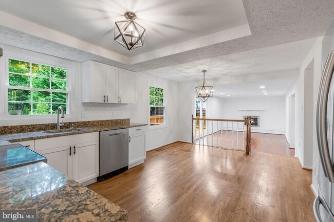 Building Photo - 9410 Onion Patch Dr