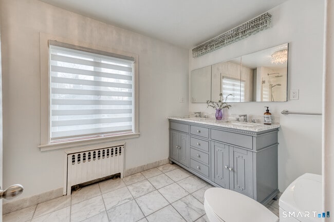 Building Photo - 23 Moulton Rd