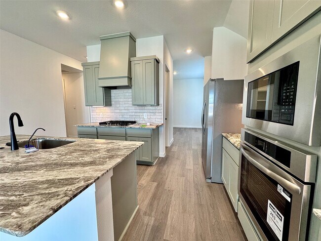 Building Photo - 3315 Daily Harvest Dr