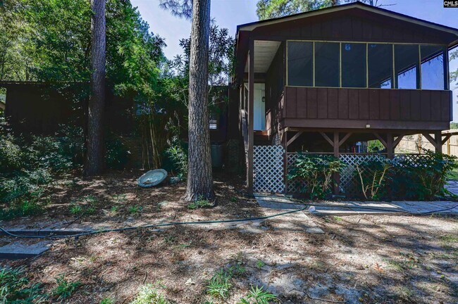 Building Photo - 1405 Parkdale Dr