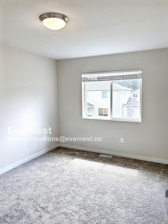 Building Photo - 18020 133rd Ave E