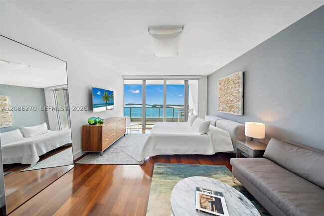 Building Photo - 1331 Brickell Bay Dr