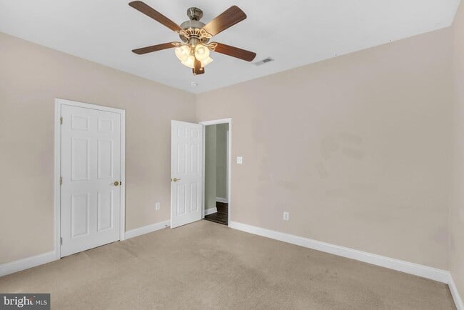 Building Photo - 11489 Lynx Dr