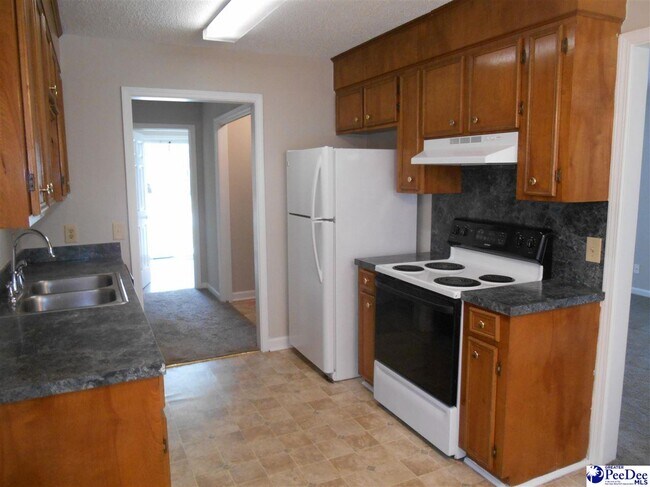 Building Photo - 2379 Chadwick Dr