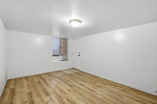 Building Photo - Peaceful Studio Apartment Near the Utah Capitol & Downtown Salt Lake City