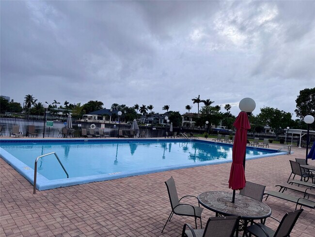 Building Photo - 701 Three Islands Boulevard