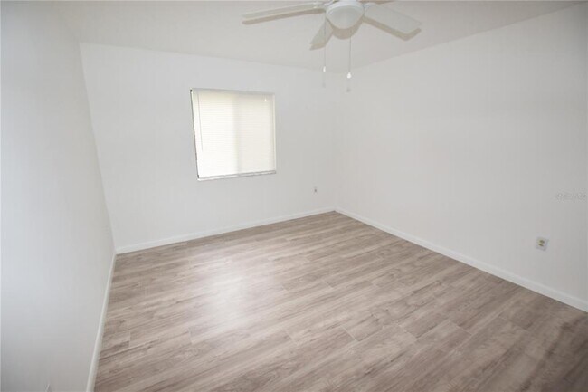 Building Photo - 904 Sumter St
