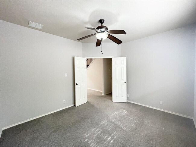 Building Photo - 13608 Pine Warbler Dr