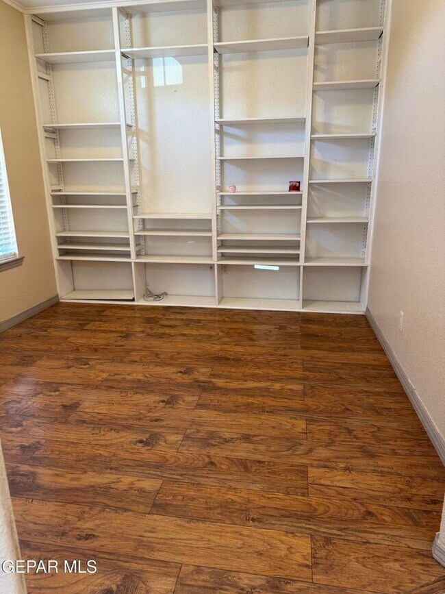 Building Photo - 14422 Coyote Trail