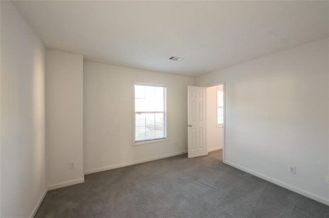 Building Photo - 7040 Magnolia Park Ln NW