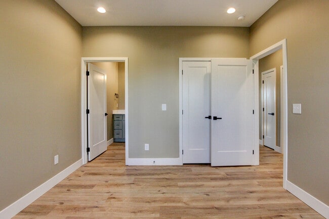 Building Photo - 102 Rosenwald St