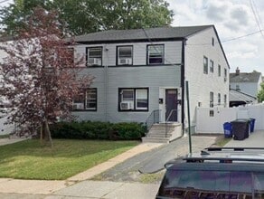 Building Photo - 718-724-724 Ogden St