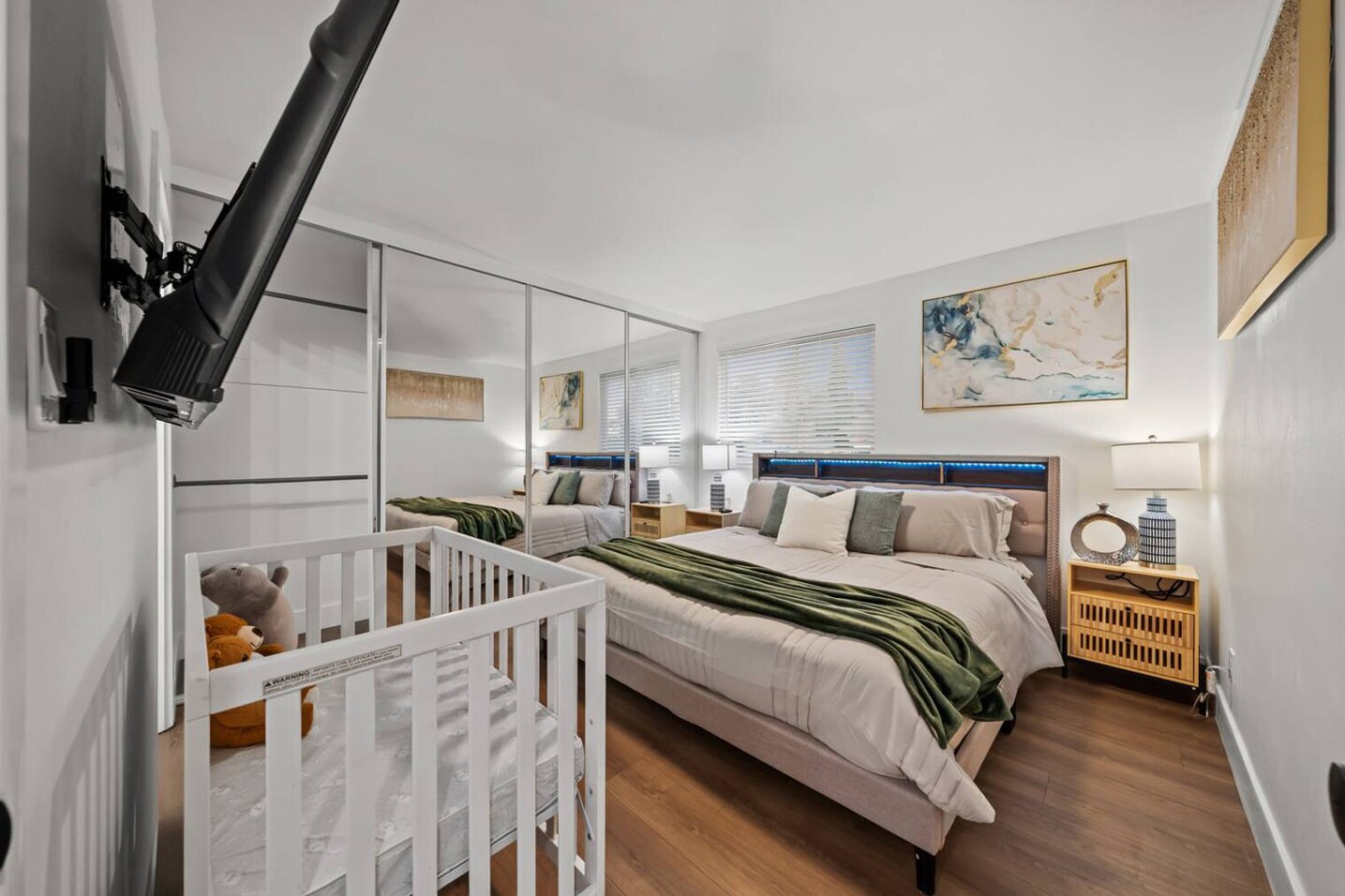 Building Photo - 1676 Raynell Way