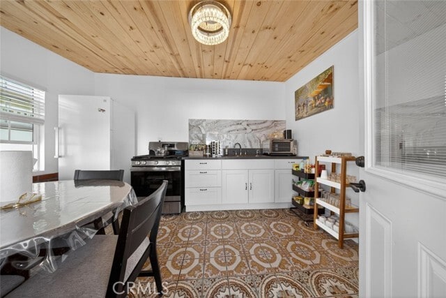 Building Photo - 327 Vine St