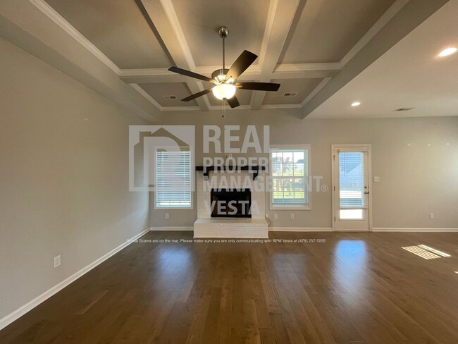 Building Photo - 109 Hidesta Ct