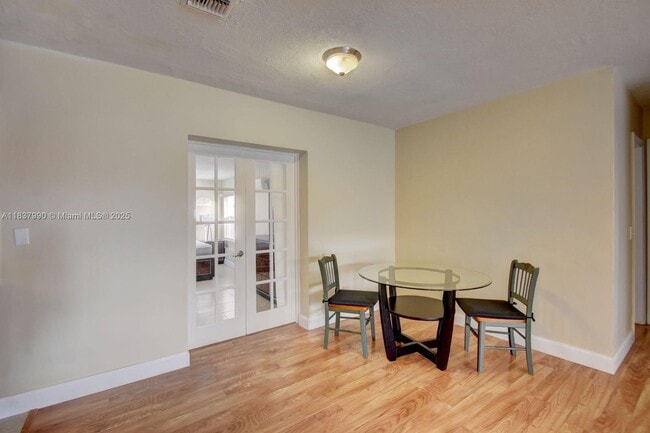 Building Photo - 3531 SW 36th St