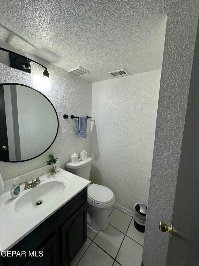Building Photo - 1510 Hal Marcus Pl