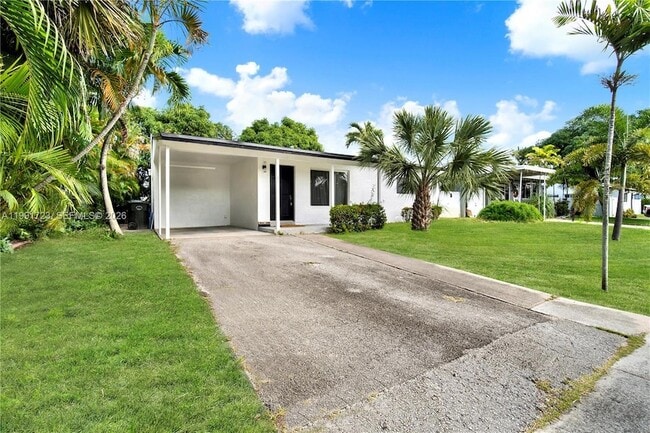 Building Photo - 51 NE 56th Ct