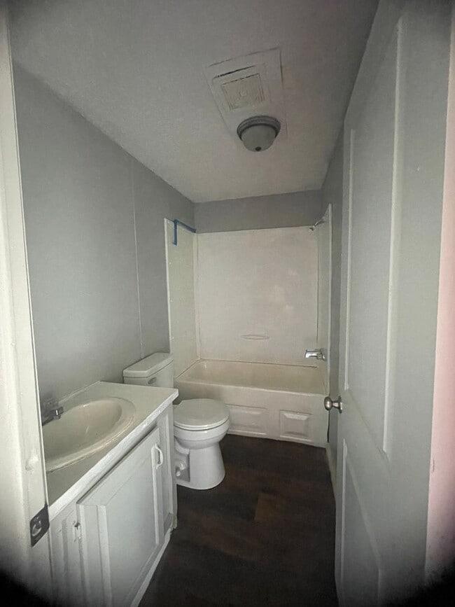 Building Photo - 3 BR 2 Bath 1,280 sq ft singlewide mobile home on 1.16 acres in Ward, AR